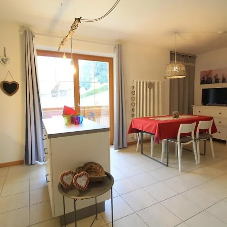 Lejlighed Haus Martina By Isa Agentur